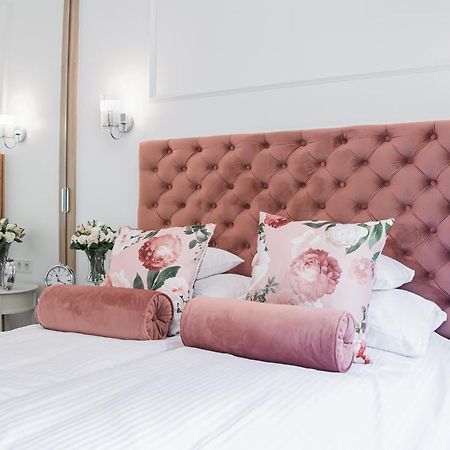 Warsaw Seasons By Alluxe Boutique Apartments Exteriör bild