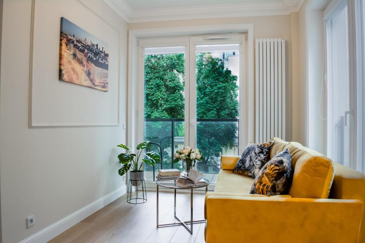 Warsaw Seasons By Alluxe Boutique Apartments Exteriör bild