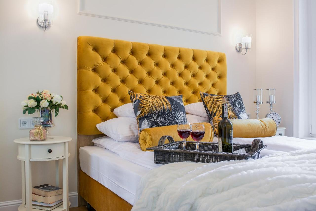 Warsaw Seasons By Alluxe Boutique Apartments Exteriör bild
