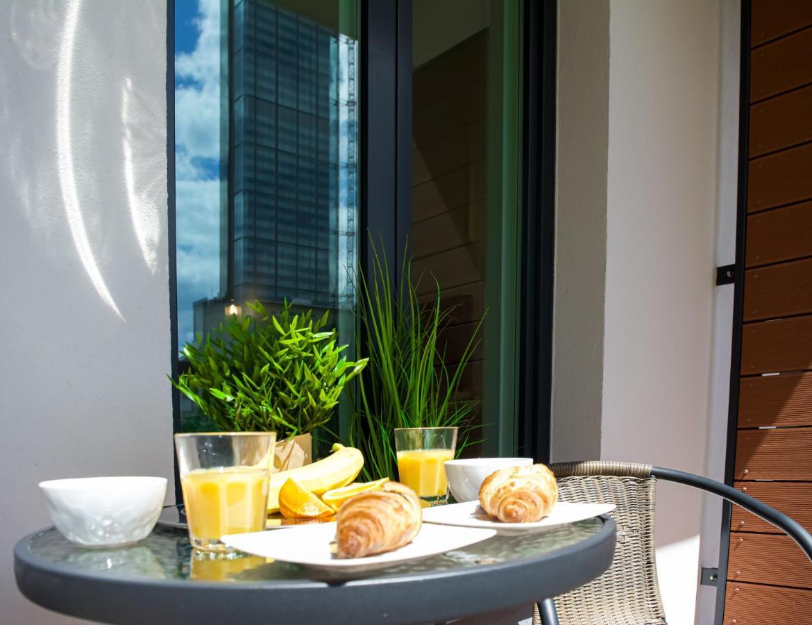 Warsaw Seasons By Alluxe Boutique Apartments Exteriör bild