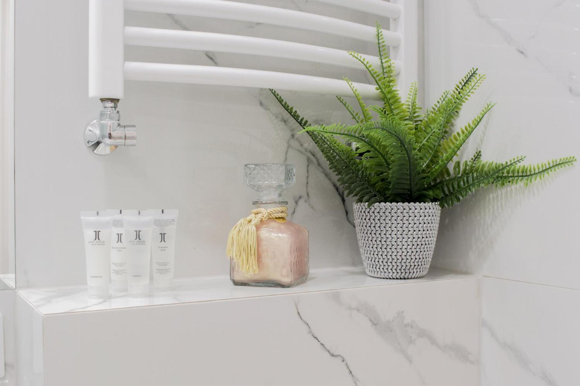 Warsaw Seasons By Alluxe Boutique Apartments Rum bild
