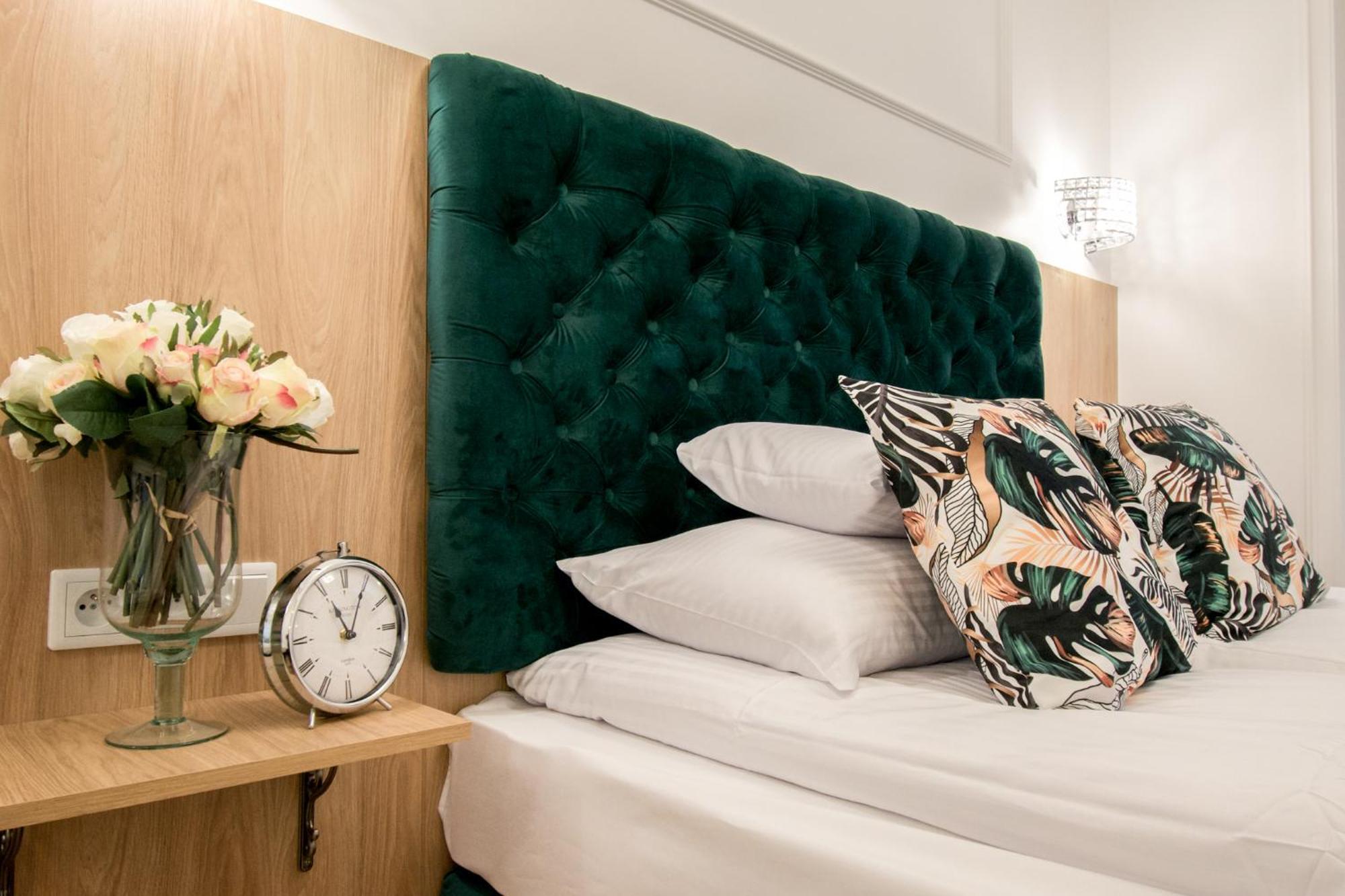 Warsaw Seasons By Alluxe Boutique Apartments Rum bild